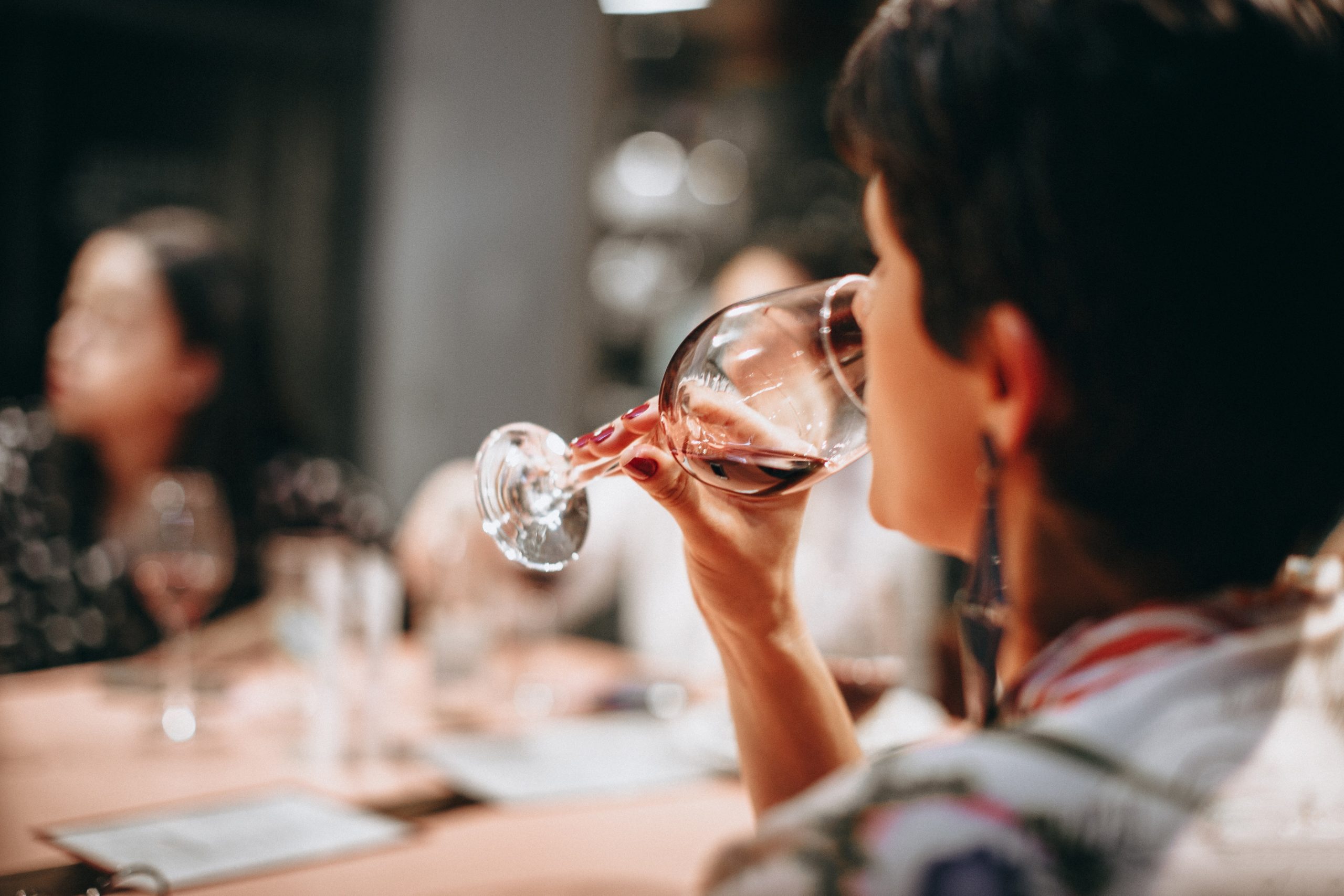 Wine-Tasting Etiquette: How to Avoid Basic Mistakes